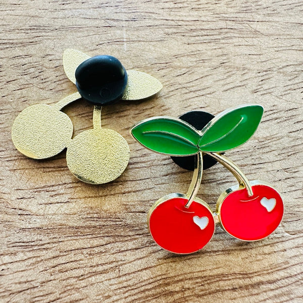 Pin's Cerises