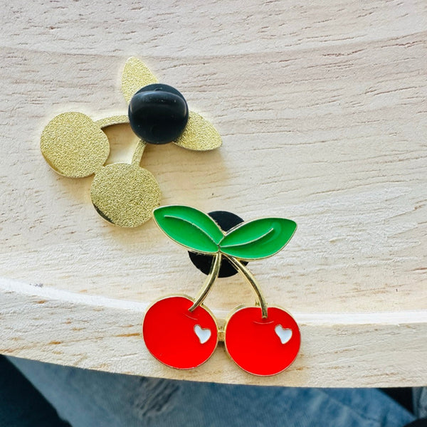 Pin's Cerises